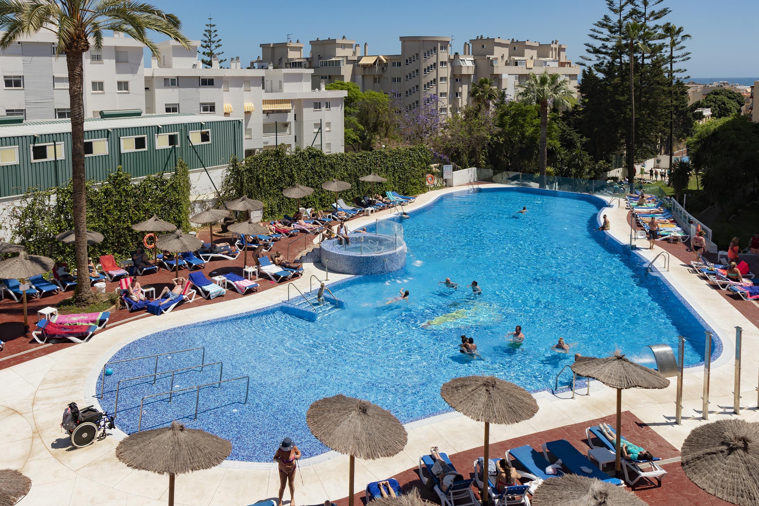 Hotel Palia Las Palomas Торремолінос Екстер'єр фото